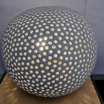 Lampada palla bianca cm 30 x 23 microforata