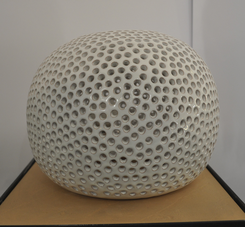 Lampada palla bianca cm 30 x 23 microforata - immagine 3