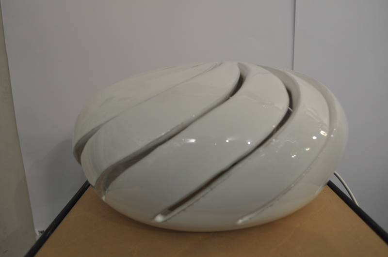 Lampada bianca lucida. Tagli modello Fontana con rotazione Coriolis cm 31x16 - immagine 3