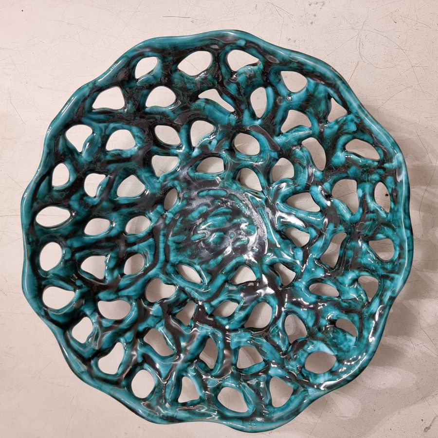Centrotavola Ø cm 42 h cm12 verde ramina traforato